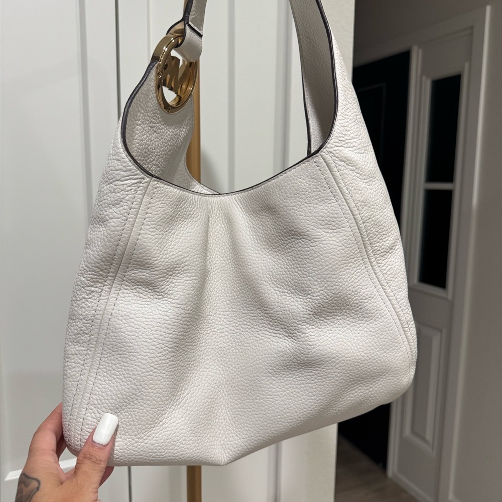 Michael Kors Cream Leather Shoulder Bag with Gold Accent